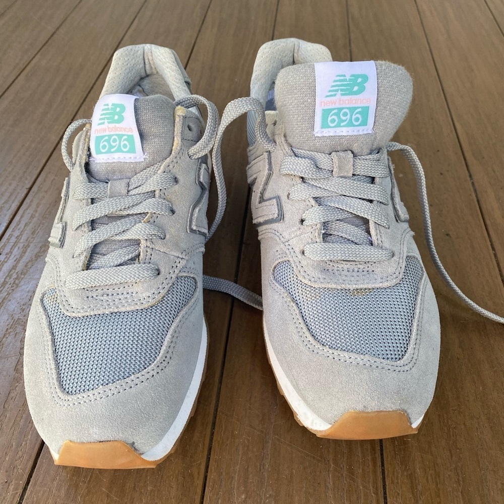 New balance sneakers - size:7.5